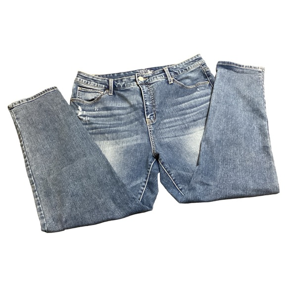 Time and True Women’s High Rise 5 Pockets Distressed Blue Skinny Jeans Size 18 - Picture 12 of 14